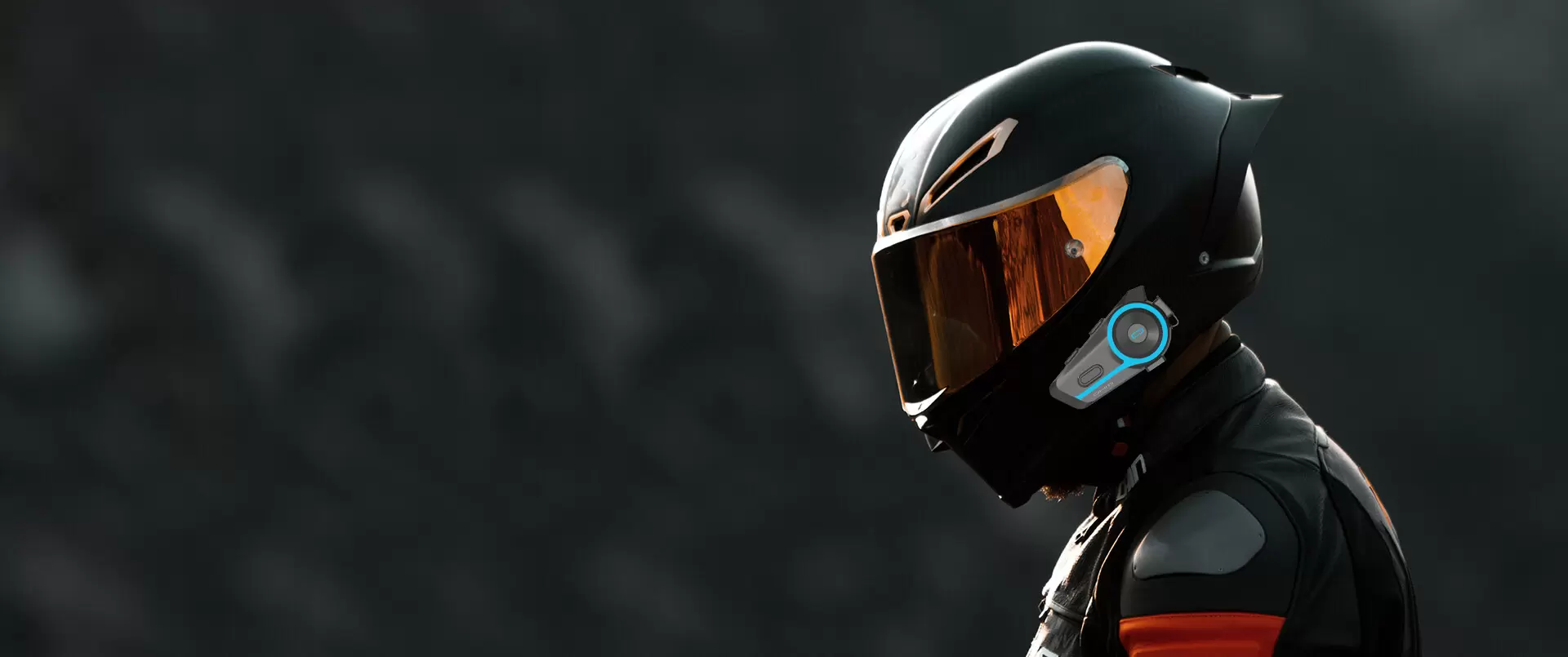 Bluetooth-гарнитура для умного шлема