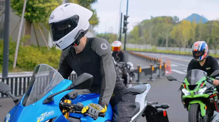 Видео распаковки