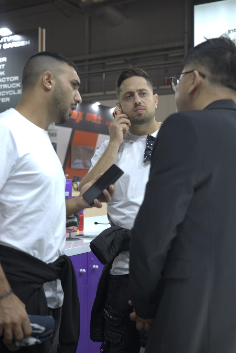 OHMIEX блистает на выставке EICMA Milan 2025.